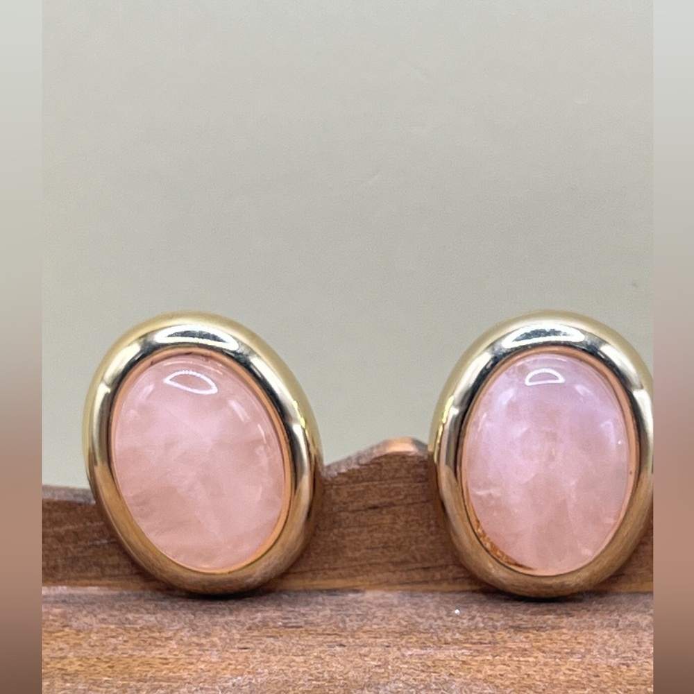 Vinatge 80s Clip On Rose Quartz Natural Oval Stone Earrings